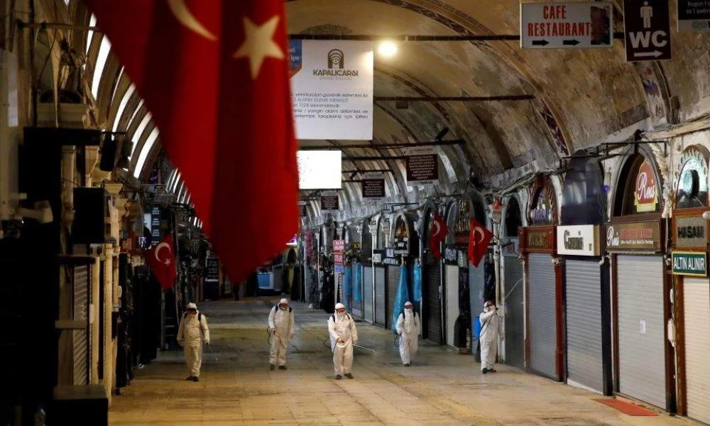 Τουρκία: Ξεπέρασαν τις 200.000 τα επιβεβαιωμένα κρούσματα του κορονοϊού